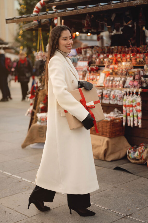 Falcon Coat, Clear Cream