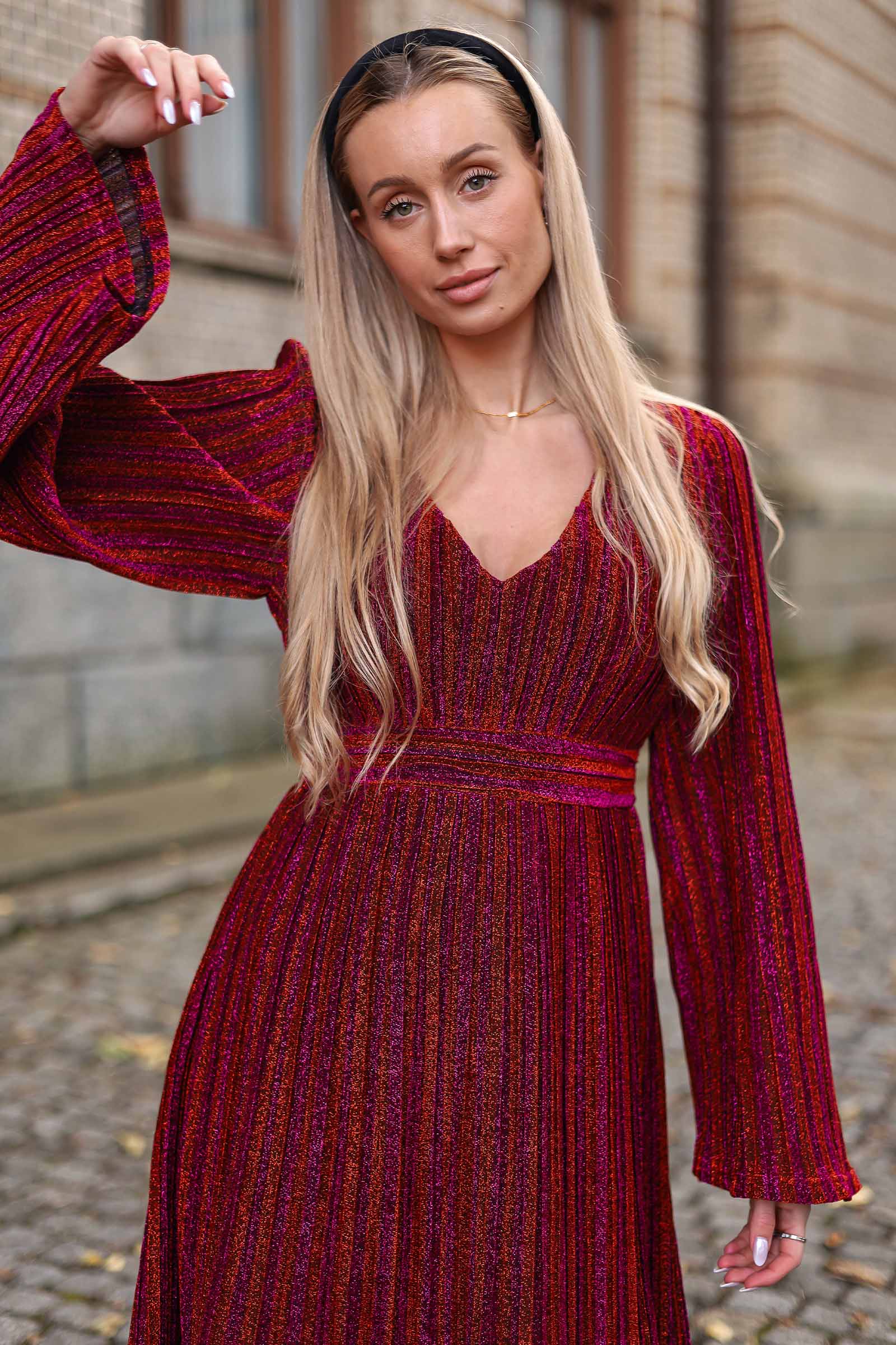 Love lolita kjole på modell