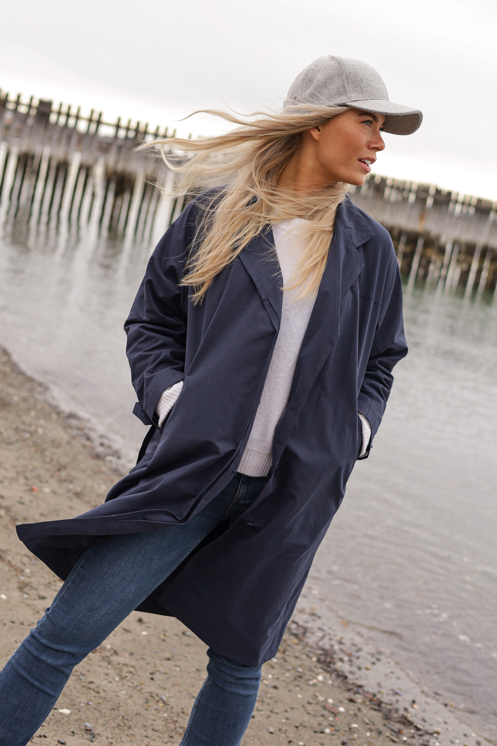 June, Mørk Blå - Bilde 5