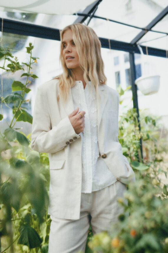 urban-pioneers-esparanza-blazer-light-sand.
