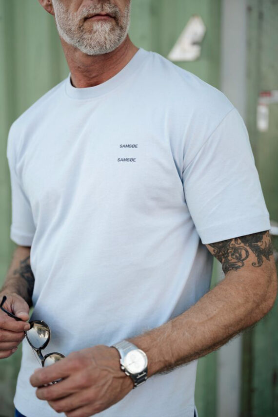 joel t-shirt subdued blue