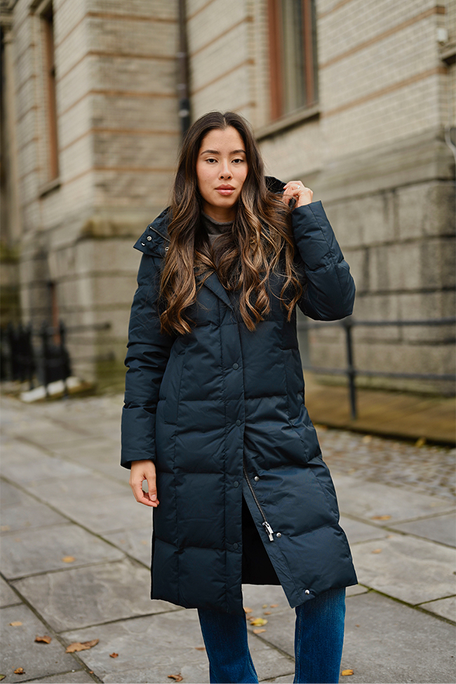Maggie, Navy