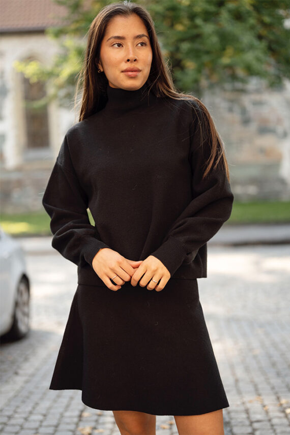 Mercy East M Pullover, Black