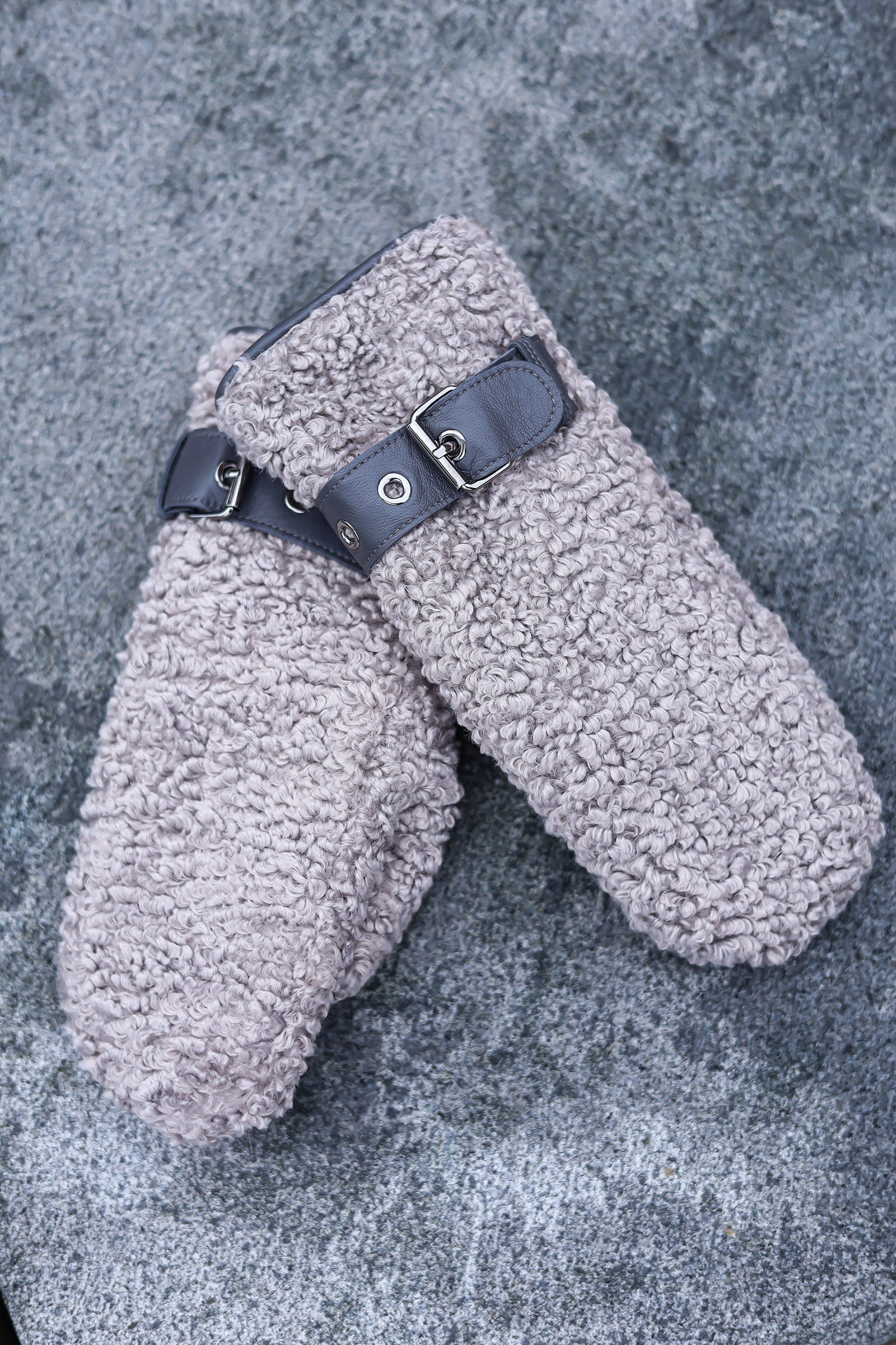 Boucle Mittens, Grå - Bilde 2