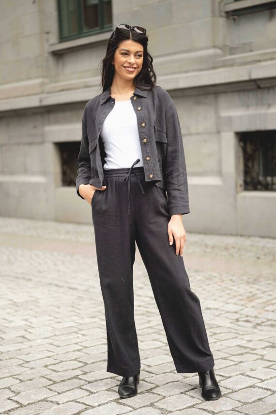 Pennie Ginia Pants, Phantom