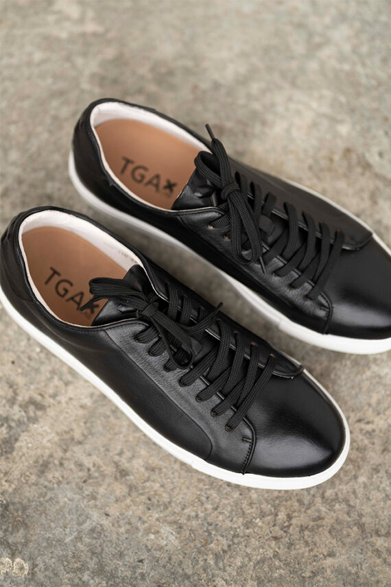 Sneaker Calf Leather LNS110, Sort