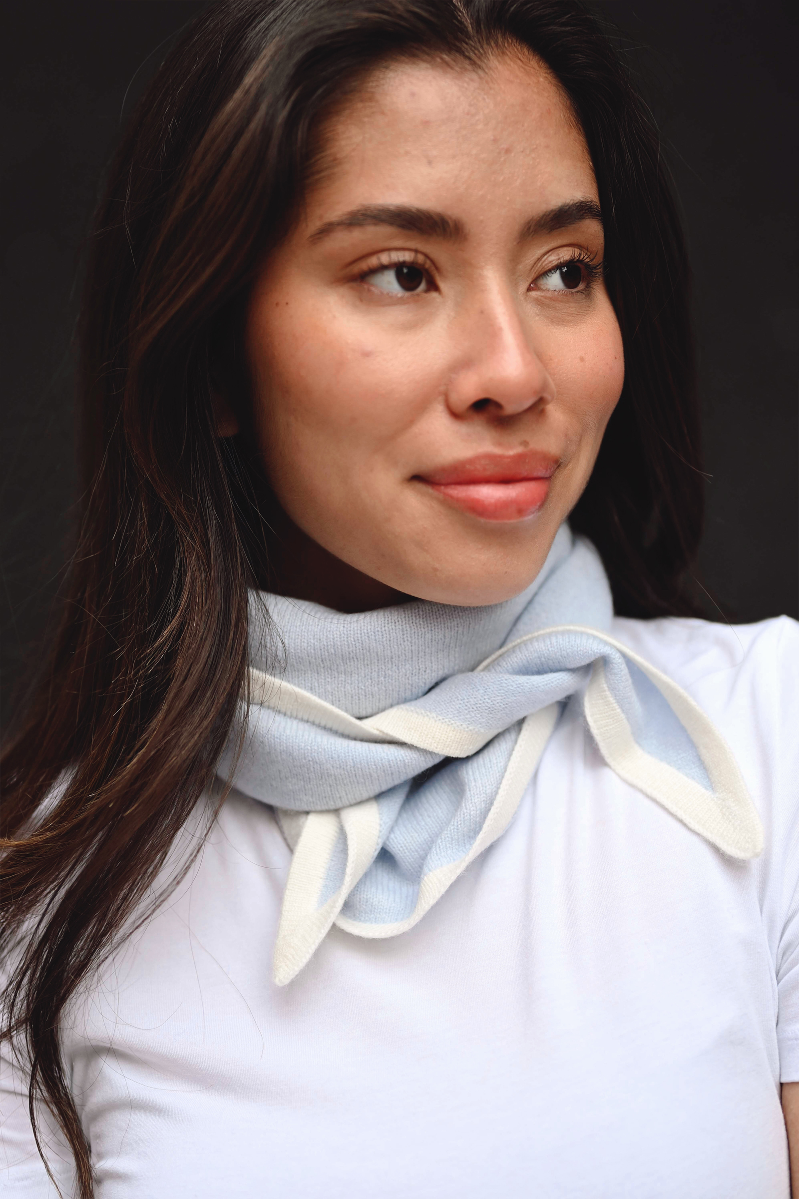 Duo Triangle Scarf, Lys Blå - Bilde 2