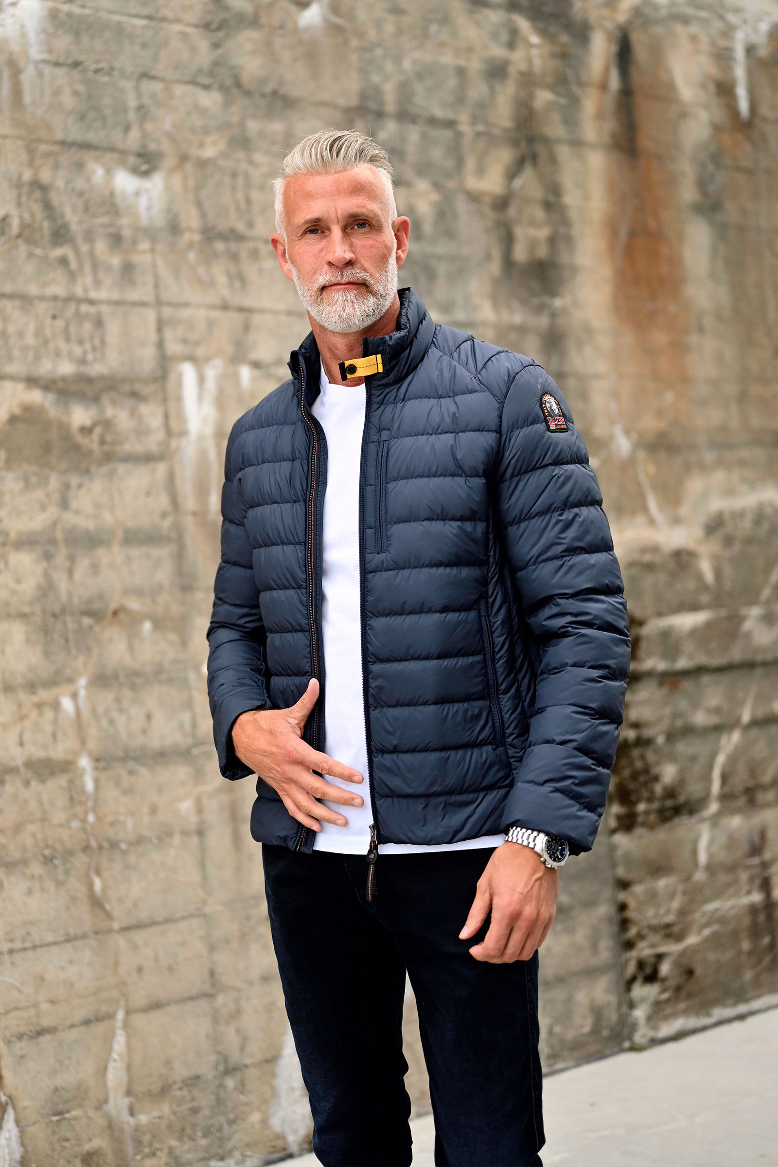 Ugo AW25, Blue Navy