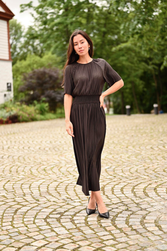 Sauma SS Dress, Black Coffee