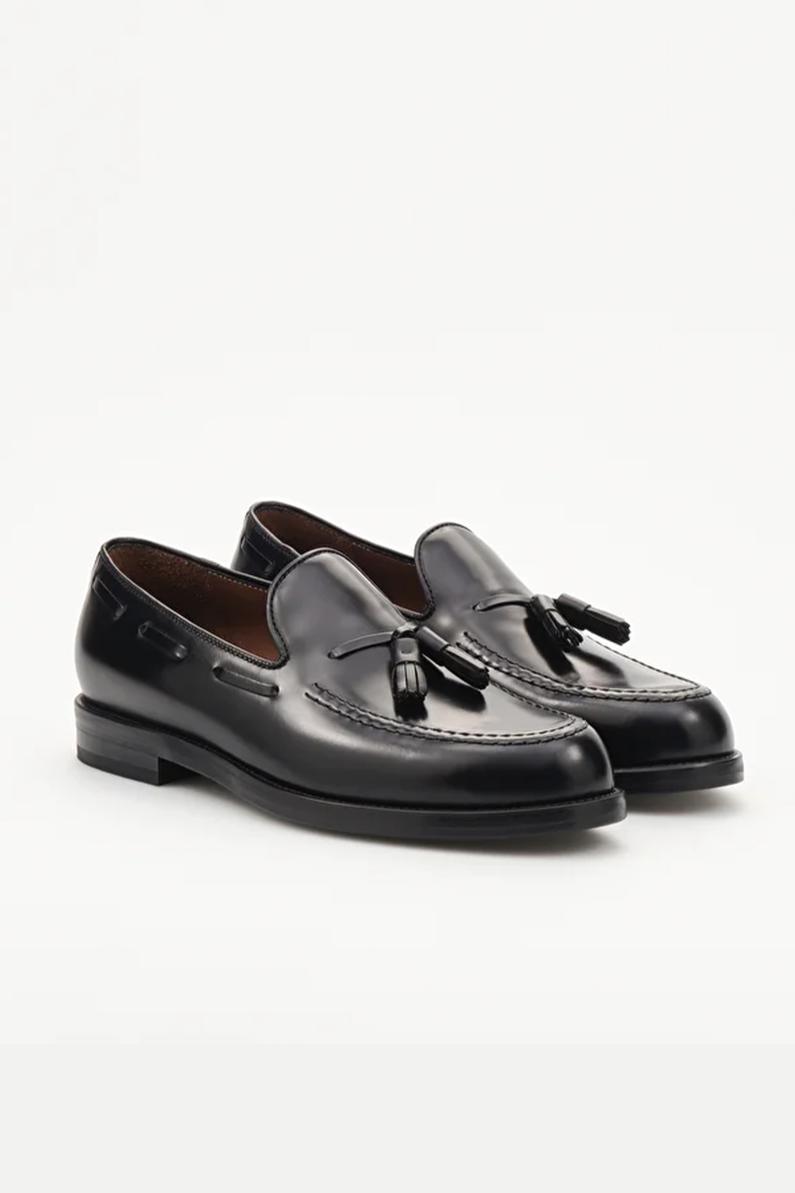 Calfskin Class Tassel Loafers, Black