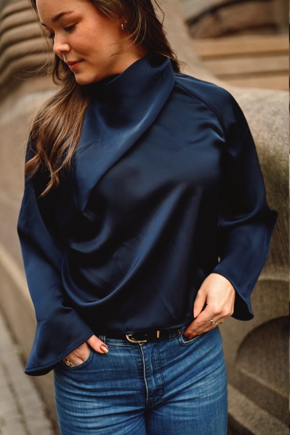 Cira Blouse, Dark Sapphire