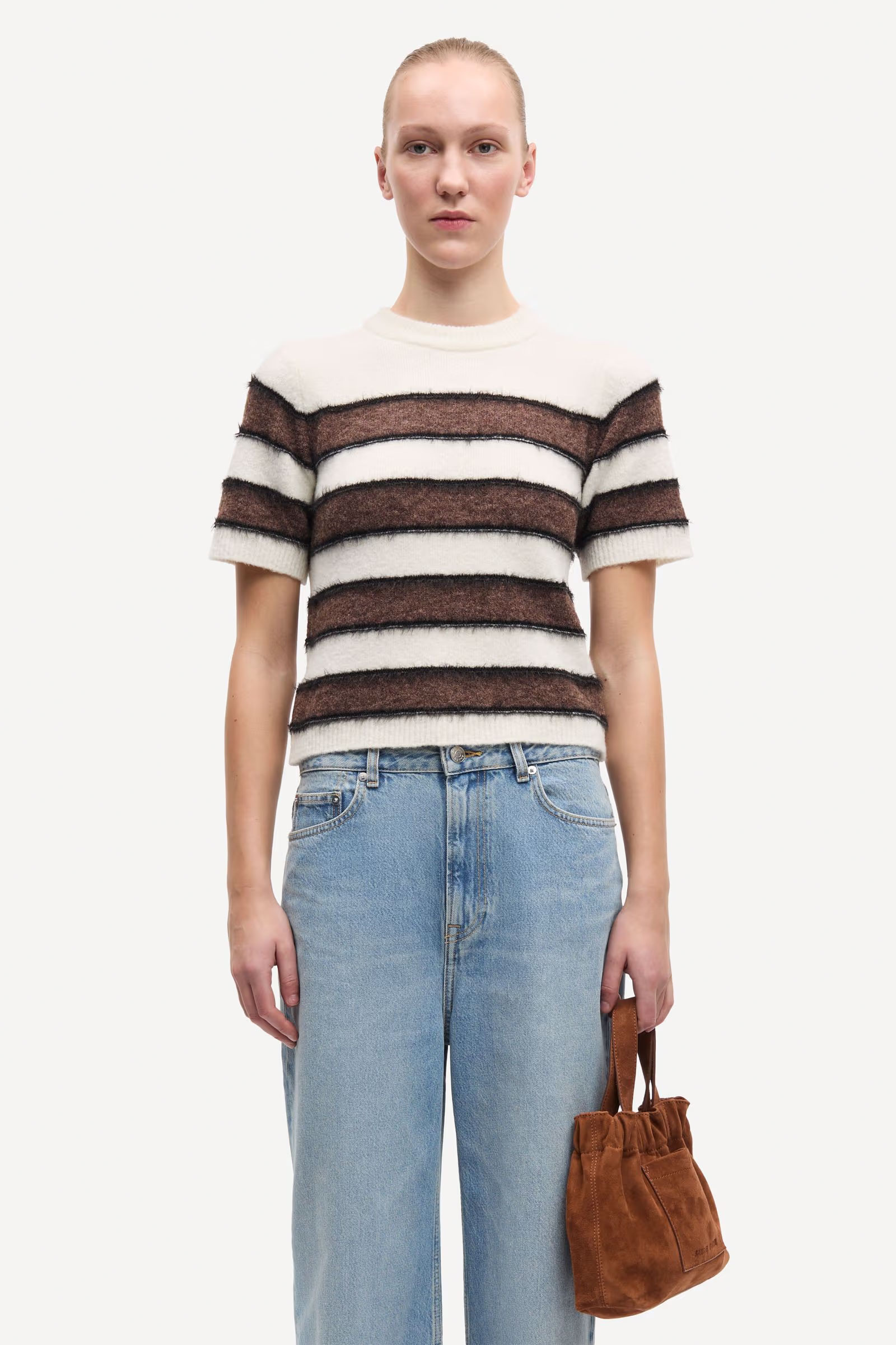 Sacian T-shirt, Black Coffe St.