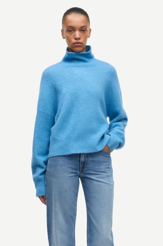Nola Turtleneck, Cyanus