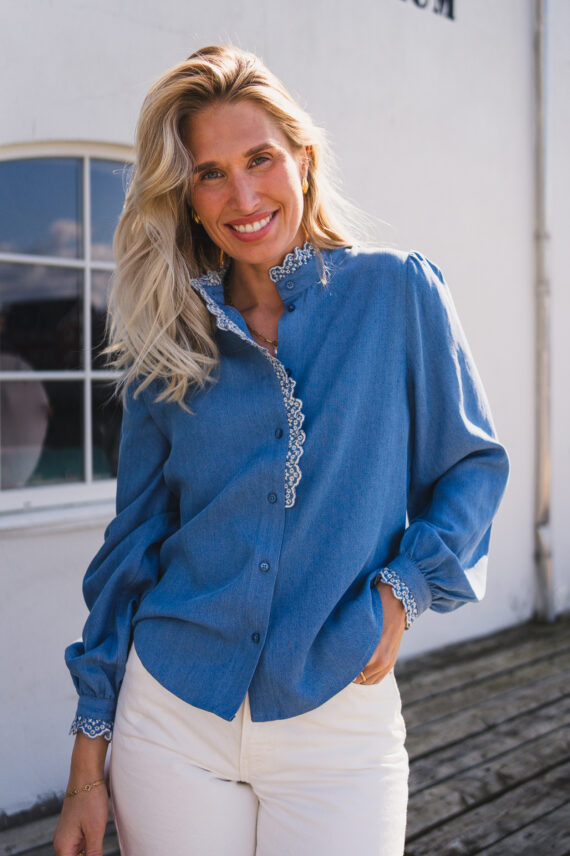 Pernilla Shirt, Mid Wash