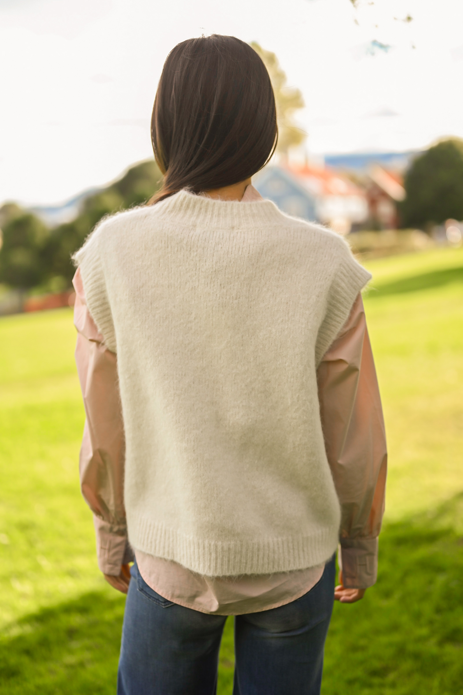 Pernille Vest, White Alyssum - Bilde 2