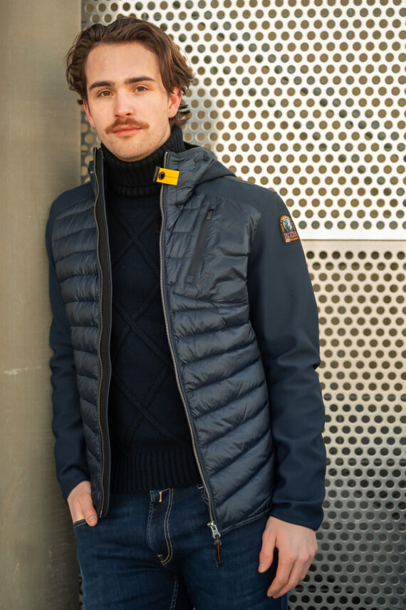 Nolan SS26, Blue Navy