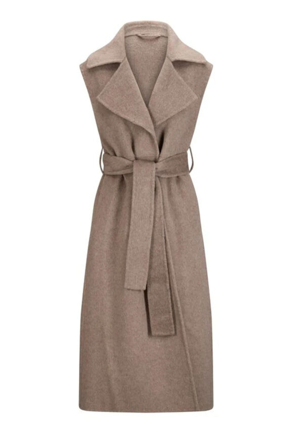 Merete Vest, Beige