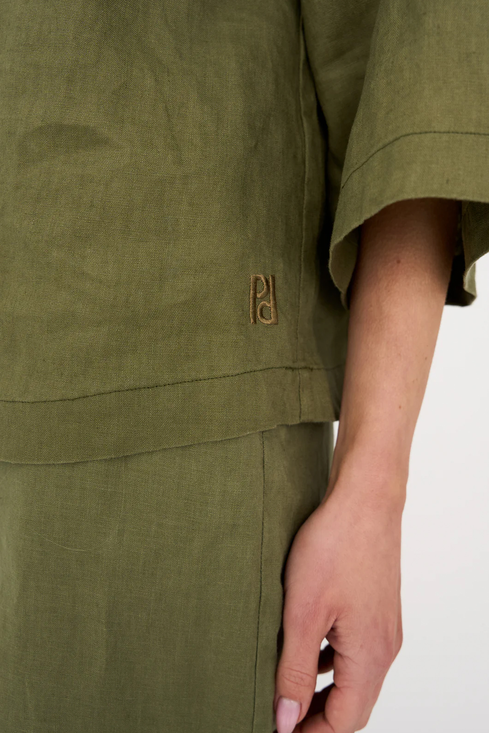 Lina Linen V-Neck, Faded Green - Bilde 6