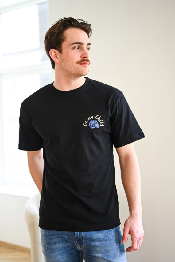 Enea Tee, Black Ocean Child