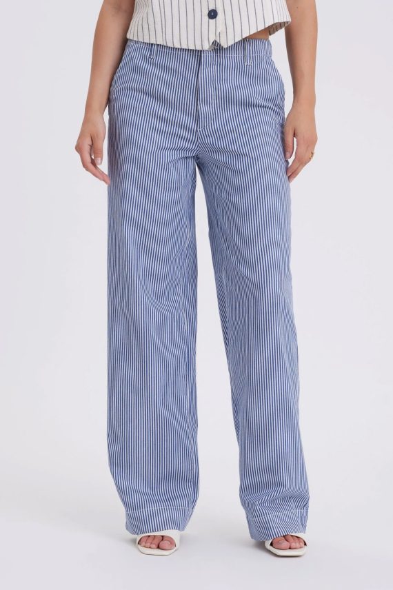 EricaFV 825, Blue Stripe