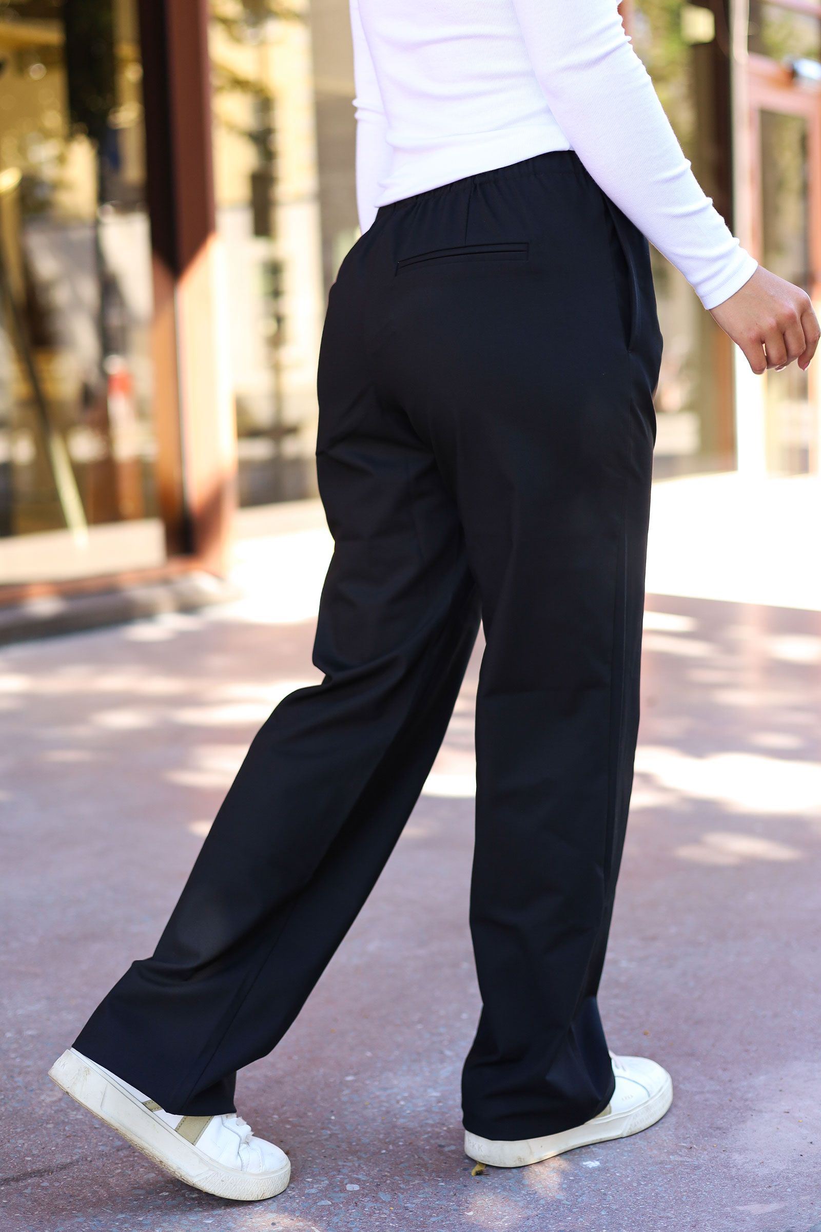 Sahoys Straight Trousers, Black - Bilde 2