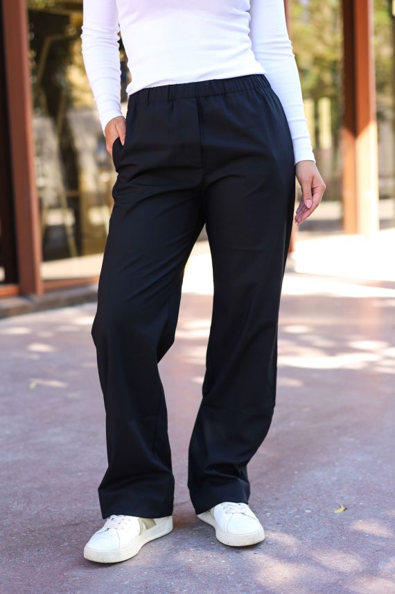 Sahoys Straight Trousers, Black