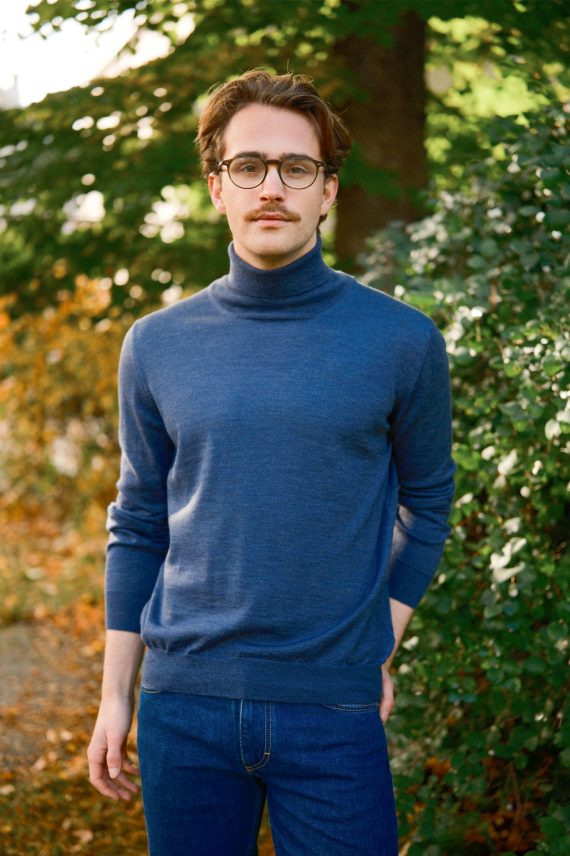 Turtleneck, Blå