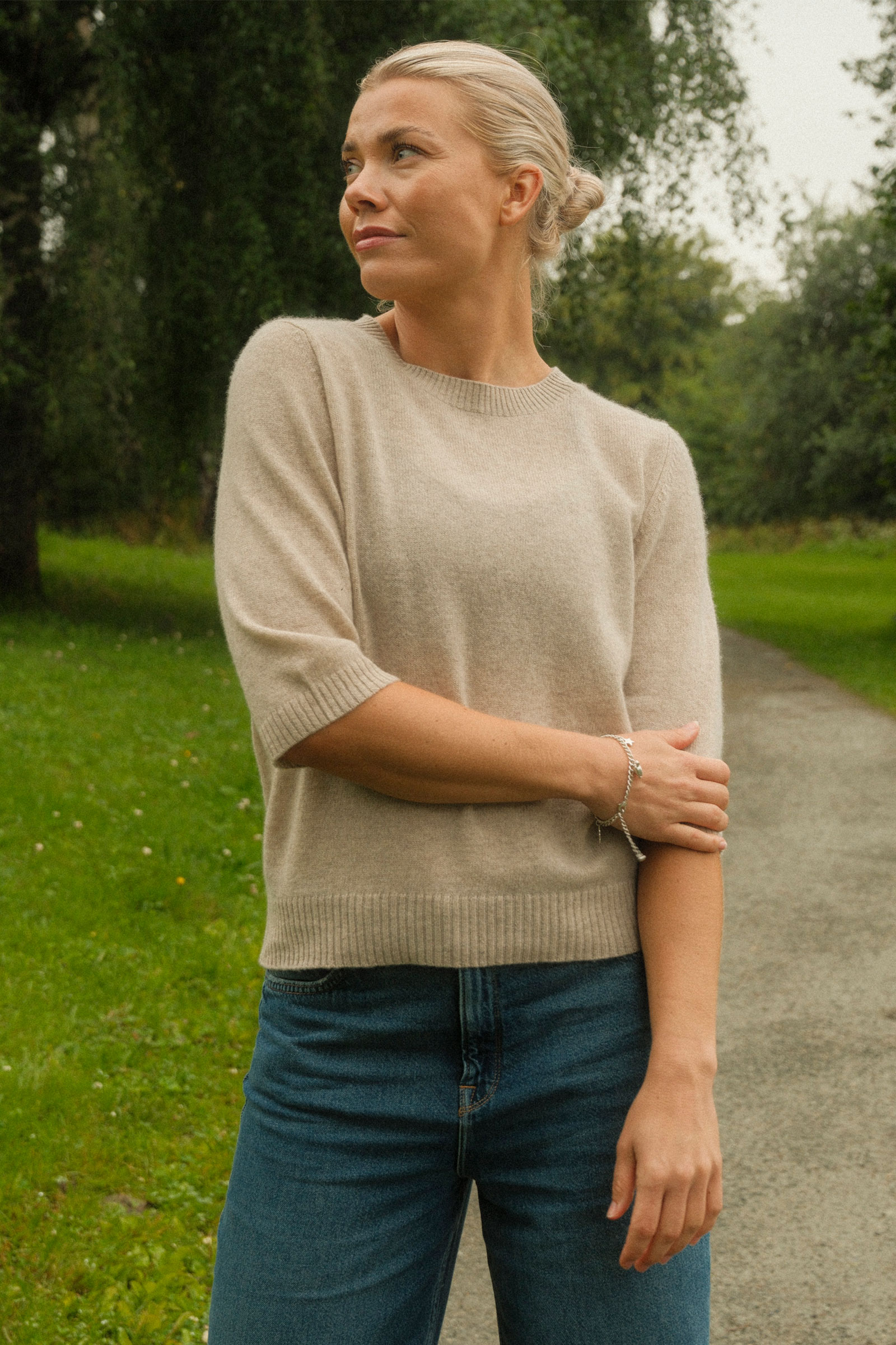 Pullo Sol, Beige
