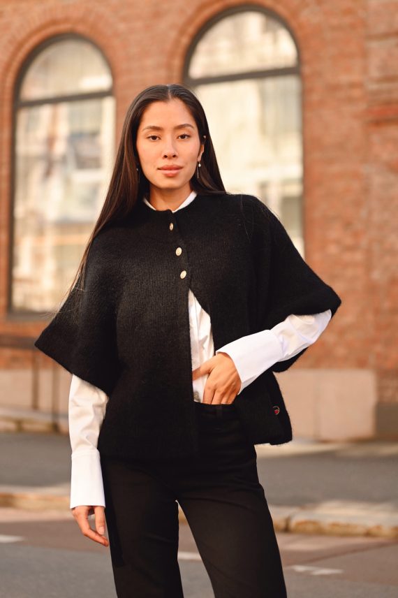 Vilanie Cardigan, Black