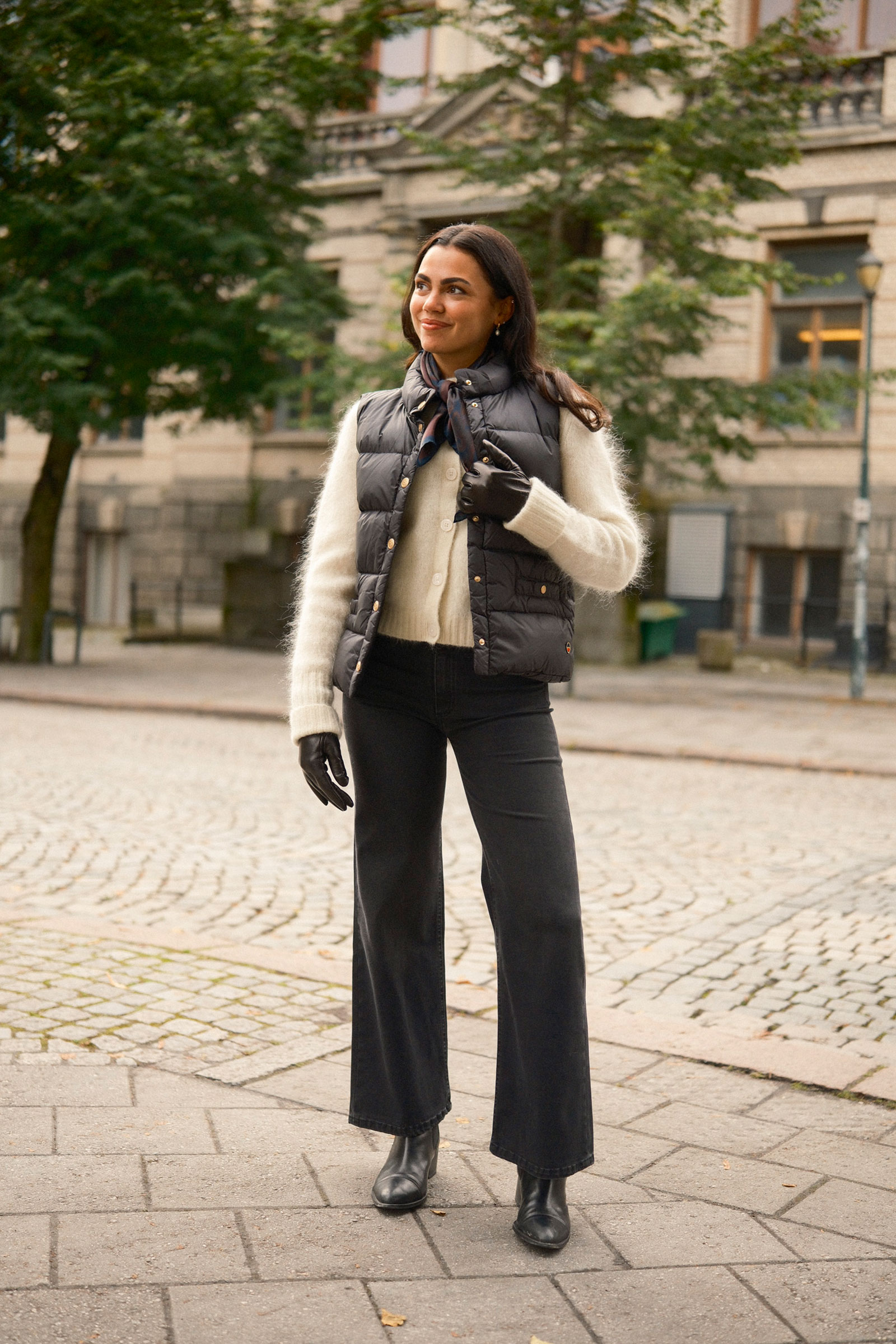 Amy Down Vest, Black - Bilde 5