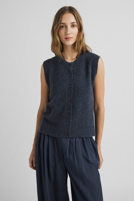 Bondie Hope Vest, India Ink Mel.