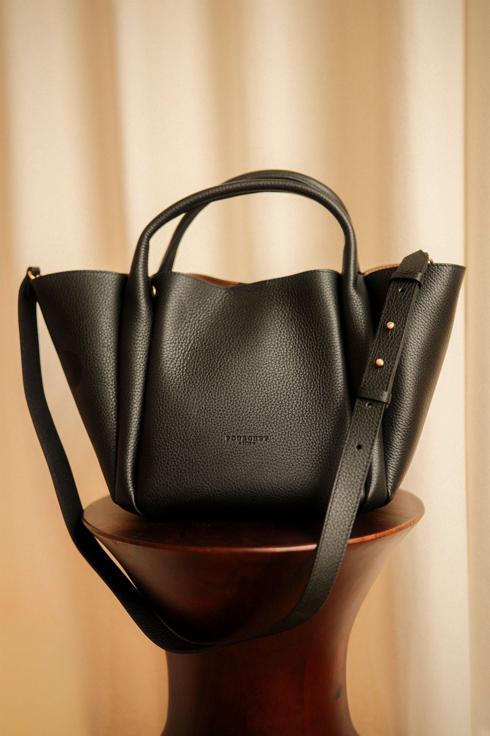 Cowhide Leather Large Satchel, Sort - Bilde 2