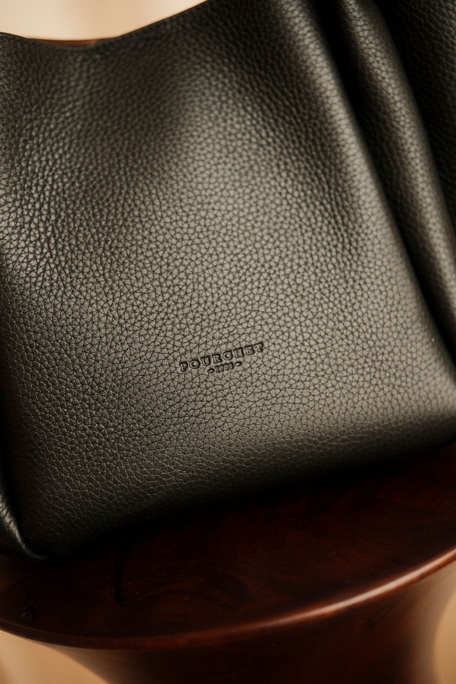 Cowhide Leather Large Satchel, Sort - Bilde 7