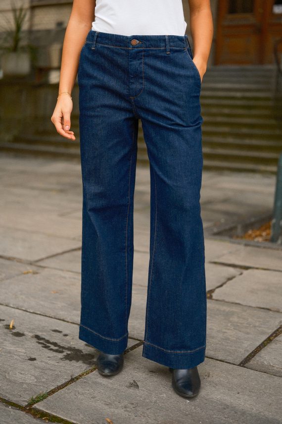 EricaFV 420, Dark Rinse Denim