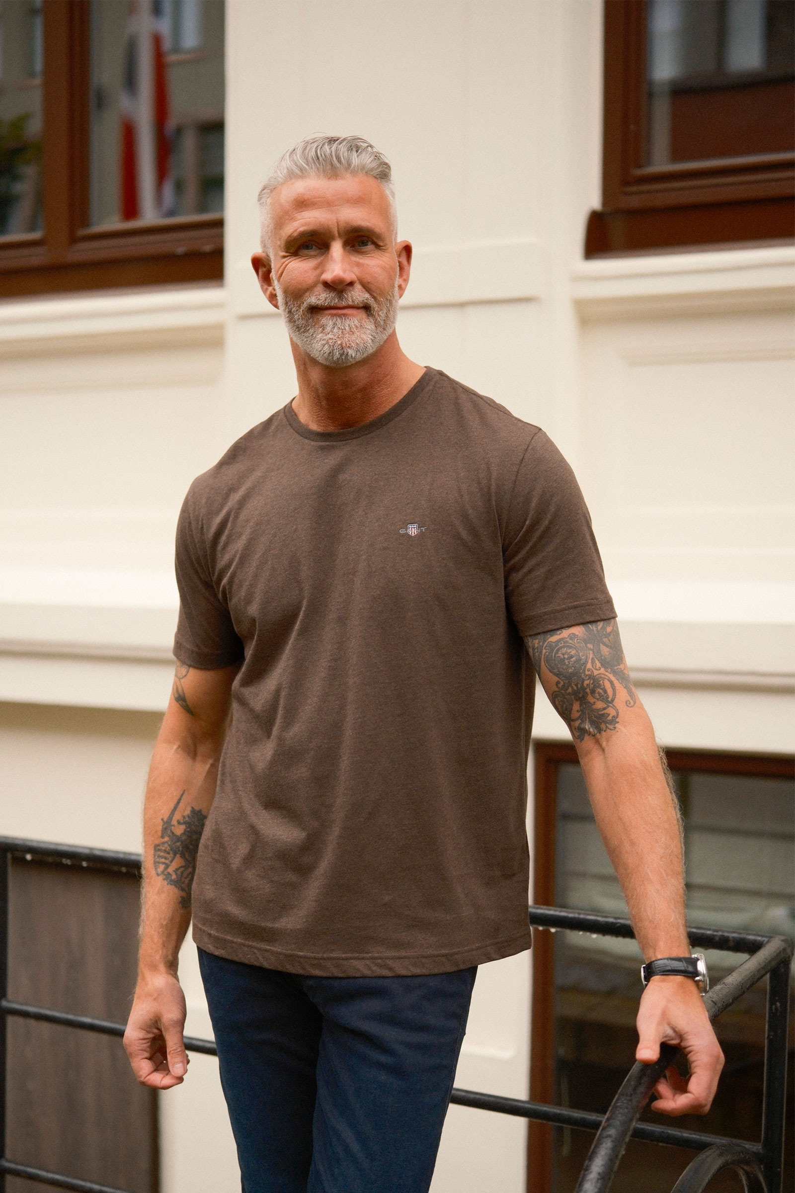 Reg Shield SS T-Shirt, Brun
